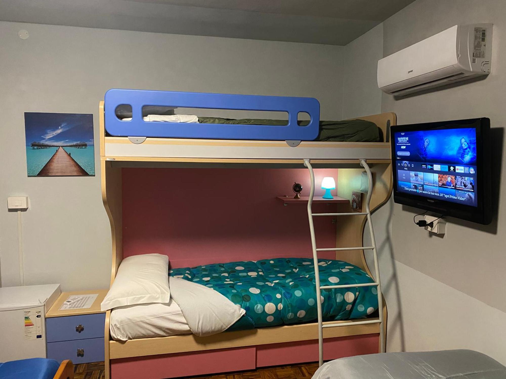 La Casa Di Cate & Adry Panzió Envie Kültér fotó