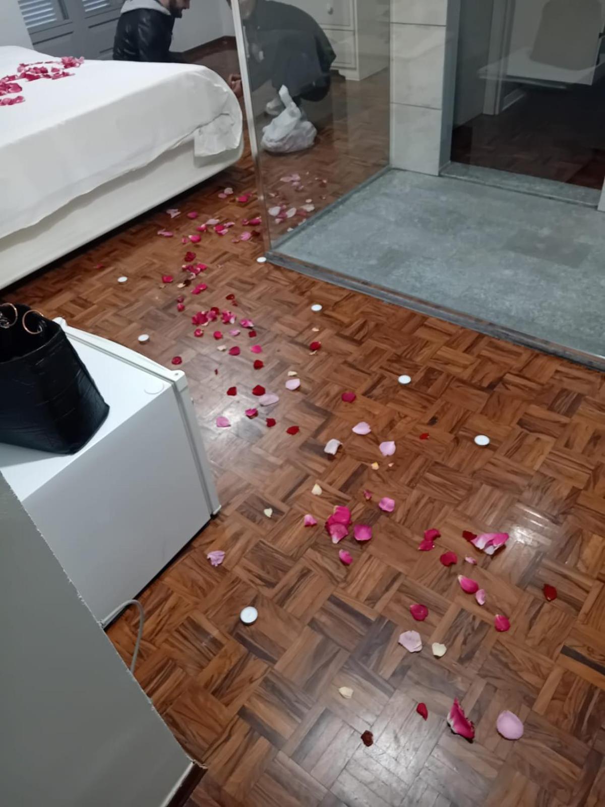 La Casa Di Cate & Adry Panzió Envie Kültér fotó